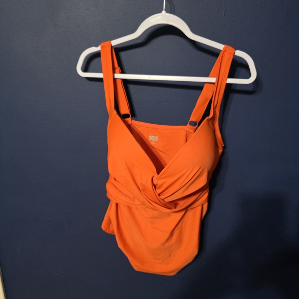 Wave Zone  Orange Swim Suit Top NWOT 3X